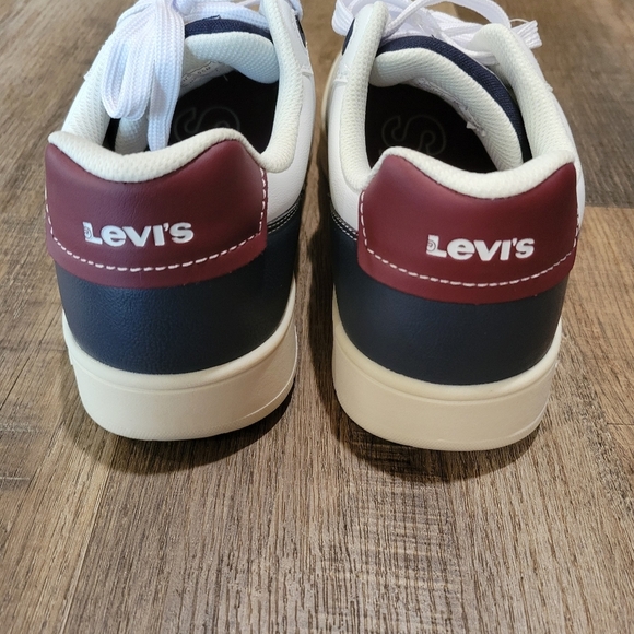 Levi's White and Blue Sneakers - Picture 3 of 8